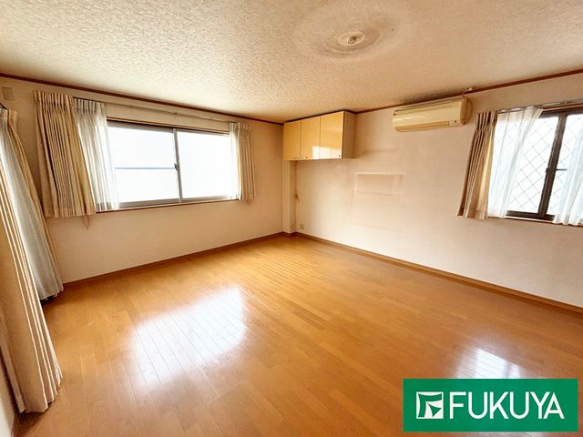 5LDK Office House for Sale Near Tamatsukuri Station, Osaka - Thumbnail 3