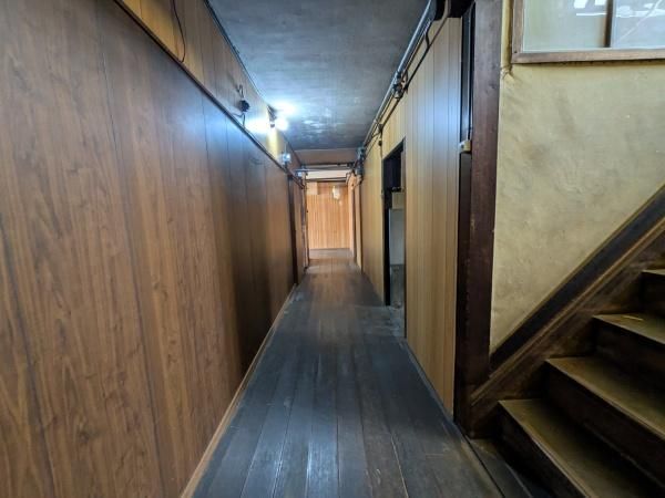 Shop-Attached 90-Year-Old House with Workshop for Sale in Kyoto - Thumbnail 4