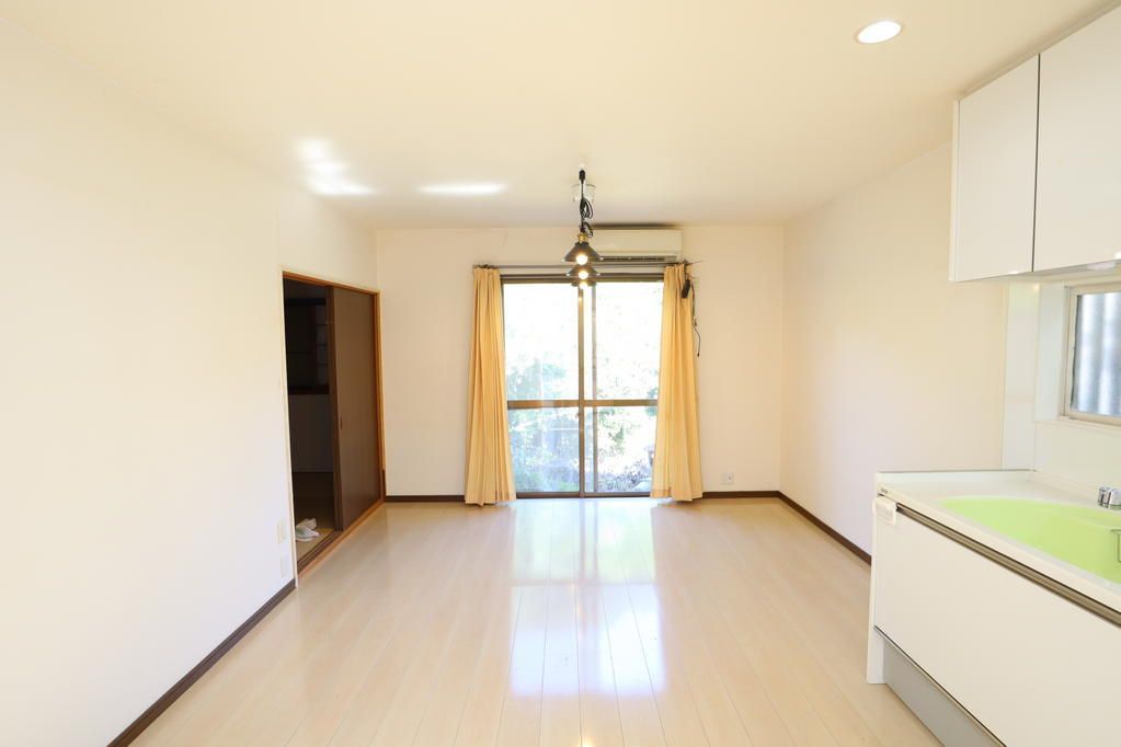 Renovated 4LDK House in Kinokawa City with Solar Power - Thumbnail 2