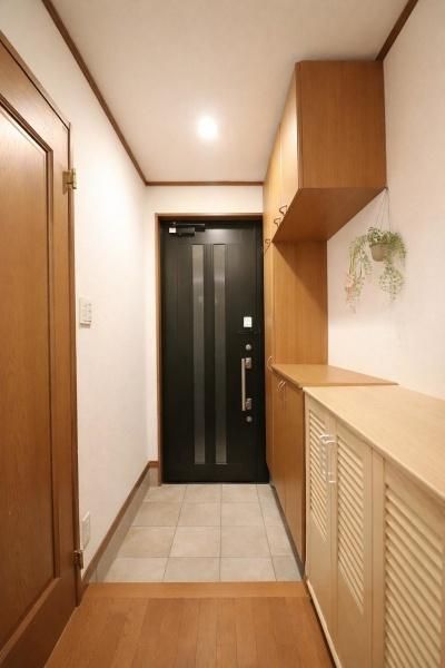 5LDK Steel-Frame House for Sale near Tokuan Station, Higashi-Osaka - Thumbnail 2