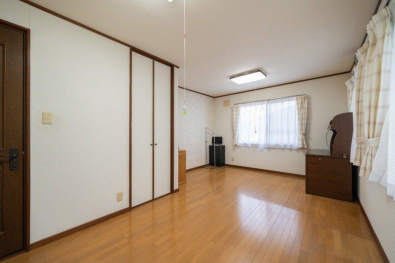 5SLDK House with Annex in Nara City for Sale - Thumbnail 2
