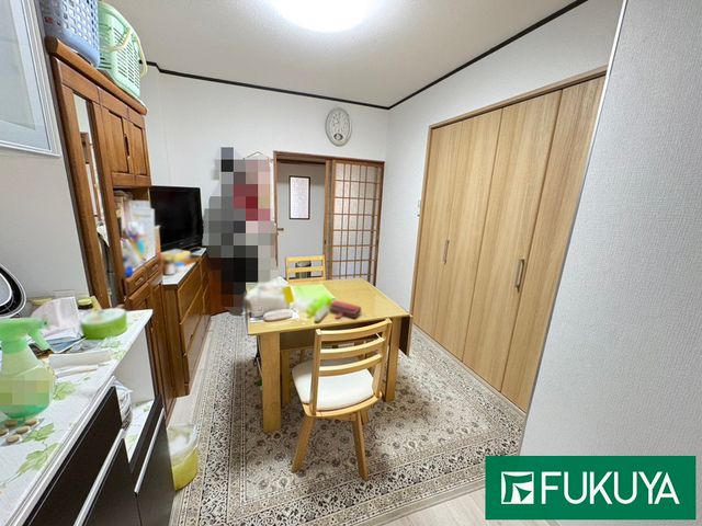 Renovated 3DK House for Sale near JR Nagase Station, Higashi-Osaka - Thumbnail 4