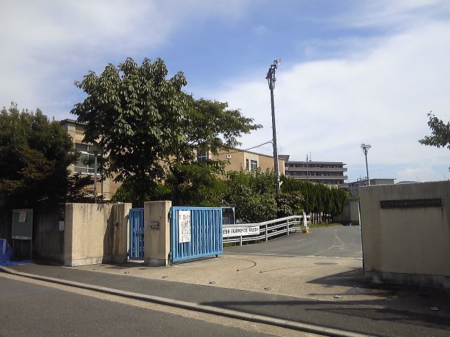 5DK Wooden House for Sale in Fushimi, Kyoto - 8 Min Walk to Ishida Station - Thumbnail 4