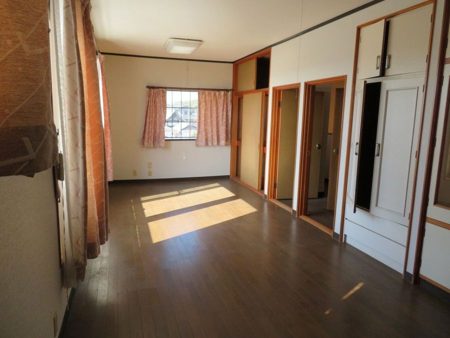 6DK House for Sale in Kunitomi, Miyazaki - 159.88 sqm - Thumbnail 3