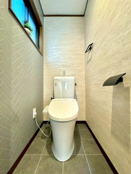 Renovated 4LDK Steel-Frame House Near Harinakanoshima Station, Osaka - Thumbnail 4