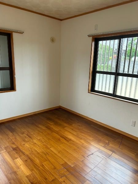 2LDK RC Detached House in Kitachin, Okinawa with 3 Parking Spaces - Thumbnail 4