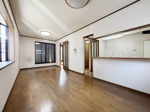 4LDK Family House near Kawachi-Matsubara Station, Matsubara - Thumbnail 3