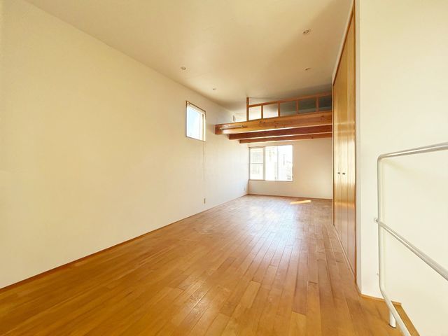1LDK Detached House for Sale in Suminoe Ward, Osaka - Thumbnail 4