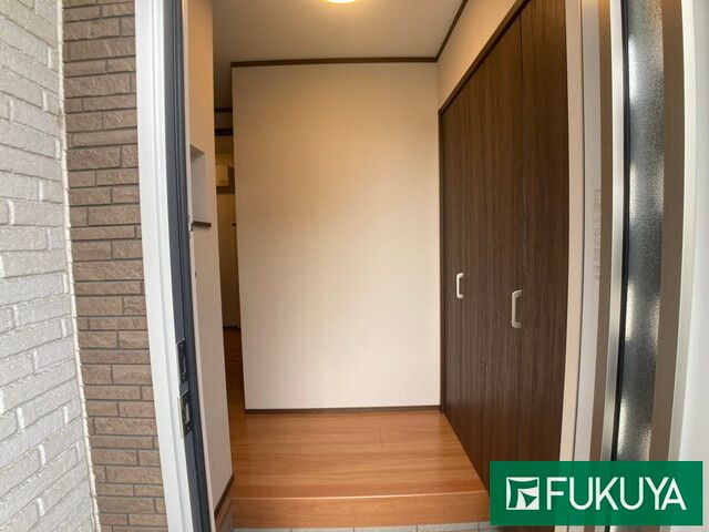 4LDK Modern House with Solar Power for Sale in Himeji, Hyogo - Thumbnail 2