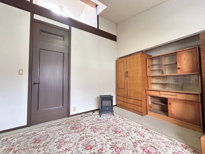 5LDK House for Sale on 112 Tsubo Lot in Hakodate, Hokkaido - Thumbnail 4
