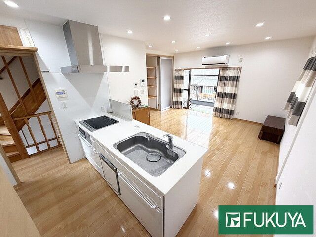 2LDK All-Electric House for Sale in Katano City, Osaka - Thumbnail 4