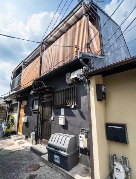 2DK Detached House for Sale in Higashiyama-ku, Kyoto - Thumbnail 2