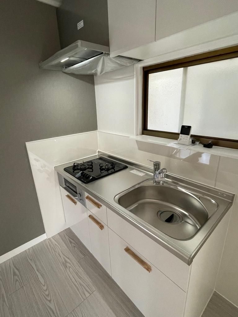 Renovated 3DK House for Sale in Taishi Town, Hyogo - Thumbnail 2