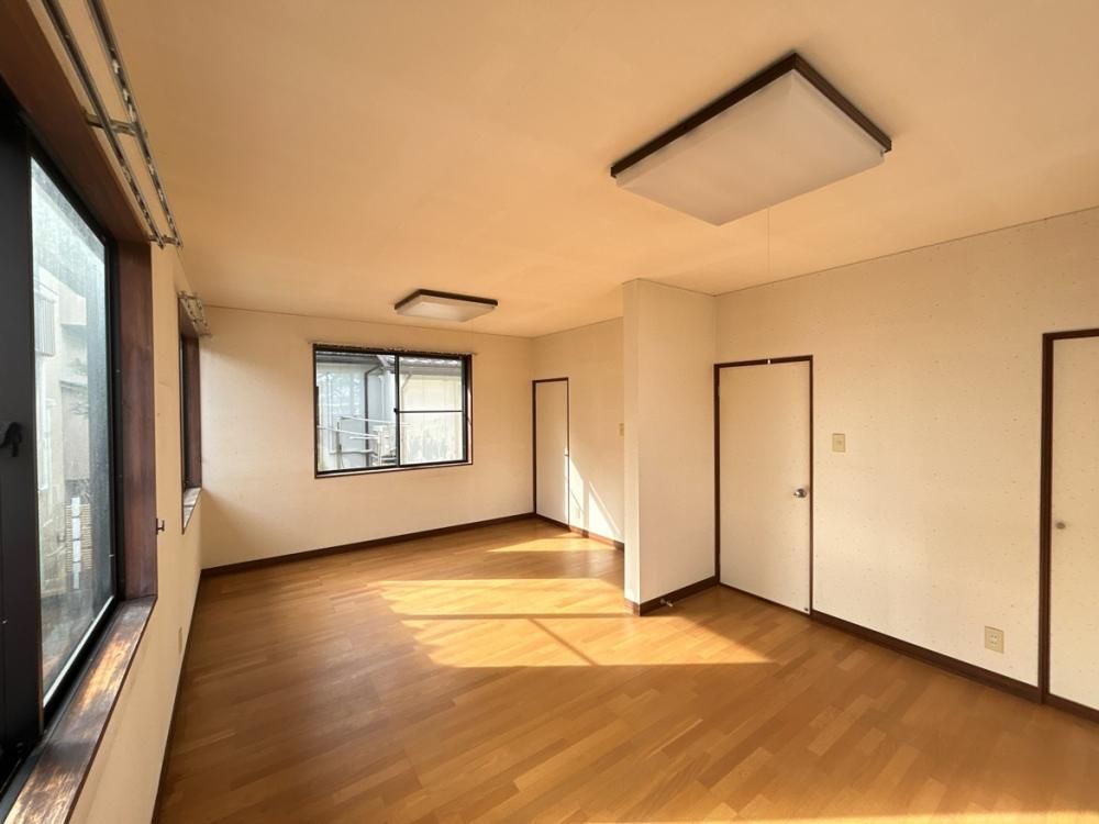 5DK House in Uchinada, Ishikawa with Renovation & Guarantees - Thumbnail 3
