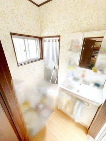4LDK House for Sale in Matsubara City, Osaka Near Station - Thumbnail 3