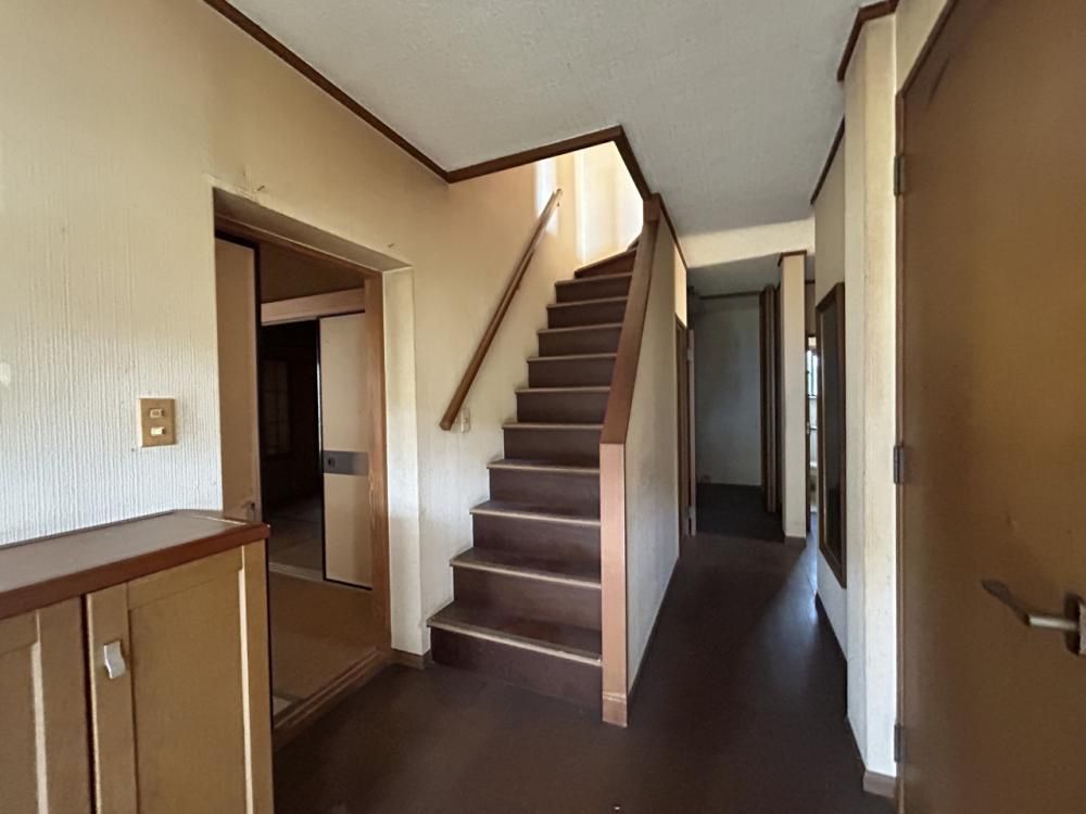 6LDK Light Steel House with 4 Parking Spaces in Sabae, Fukui - Thumbnail 2