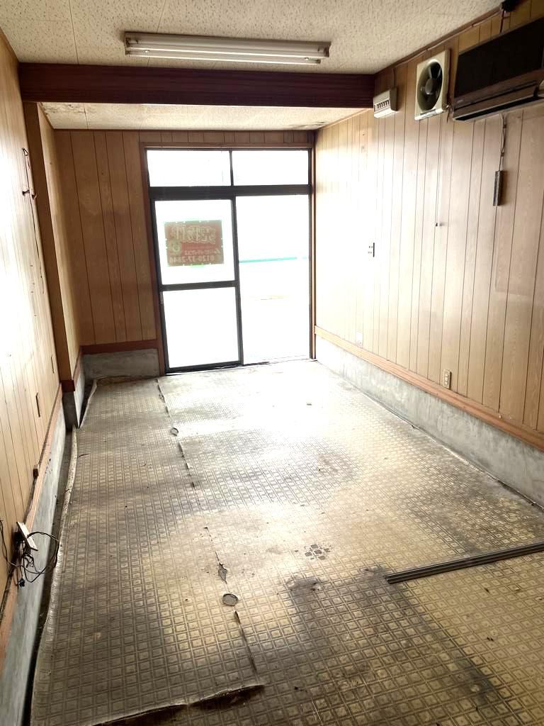Used Terrace House in Fujiidera, Osaka - 2R, 39.80 sqm - Thumbnail 4