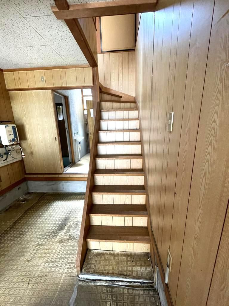 Used Terrace House in Fujiidera, Osaka - 2R, 39.80 sqm - Thumbnail 2