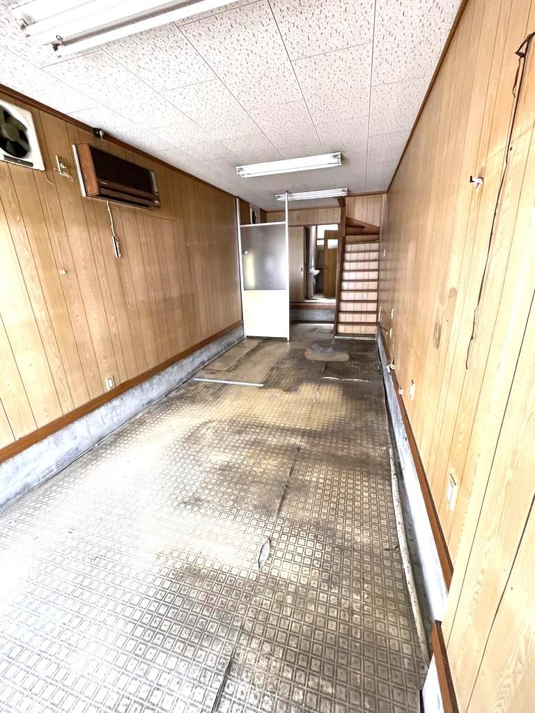 Used Terrace House in Fujiidera, Osaka - 2R, 39.80 sqm - Thumbnail 3