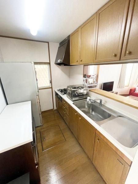 4LDK Detached House for Sale in Oji, Kaizuka City, Osaka - Thumbnail 3
