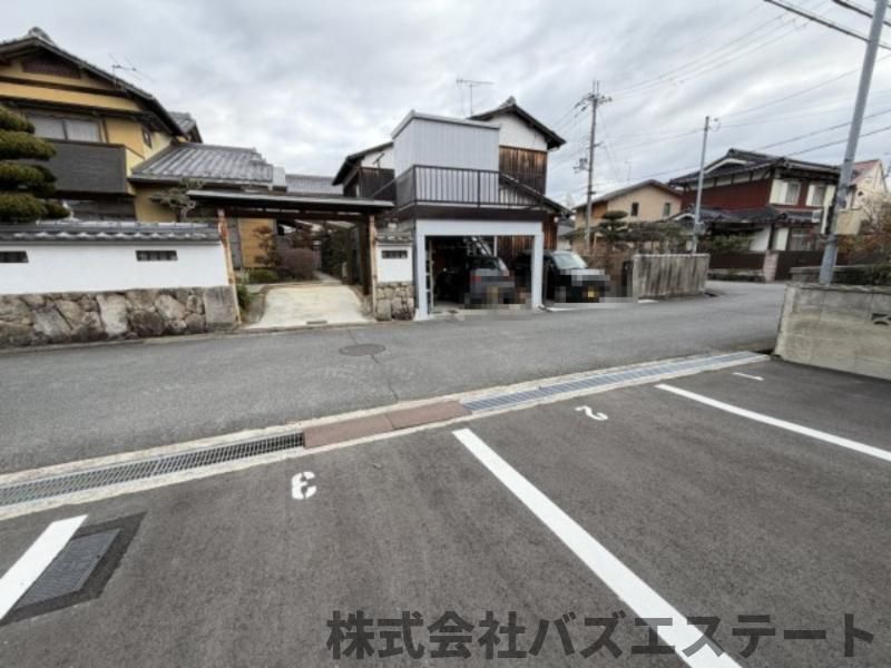 5LDK Detached House for Sale in Himeji, Hyogo - 182 sqm - Thumbnail 2