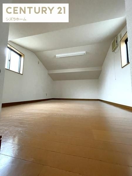 2SLDK Wooden House for Sale in Abeno, Osaka - 63 sqm - Thumbnail 2