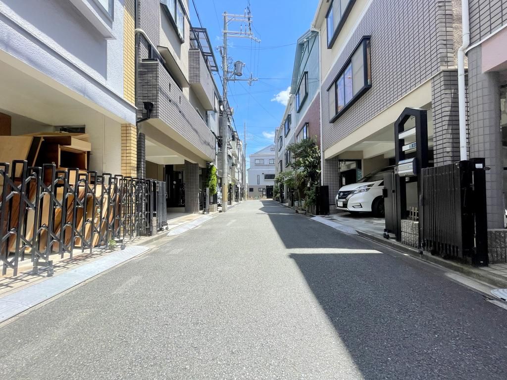 4LDK Detached House for Sale in Kadoma, Osaka – 114 sqm - Thumbnail 2