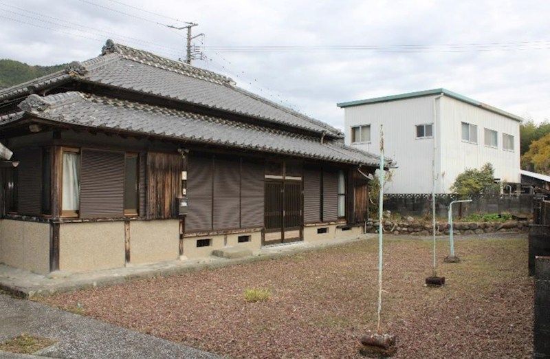 Historic 11DK Traditional House in Kami City, Kochi - Thumbnail 2