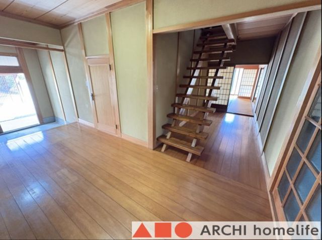 Renovated 6LDK House with Courtyard in Tatsuno, Hyogo - Thumbnail 2