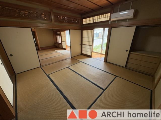 Renovated 6LDK House with Courtyard in Tatsuno, Hyogo - Thumbnail 4