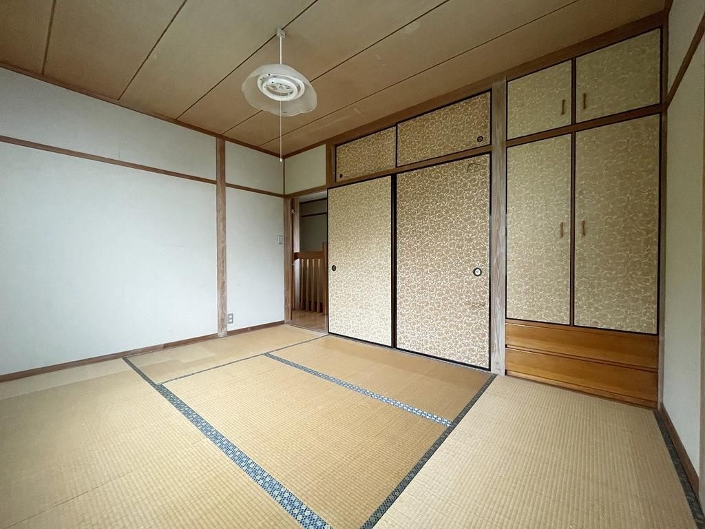 7DK House for Sale in Kitsuki, Oita - 165 sqm - Thumbnail 2