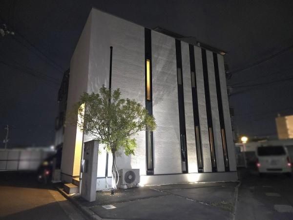 2LDK Custom-Built House for Sale in Yao City, Osaka - Thumbnail 3