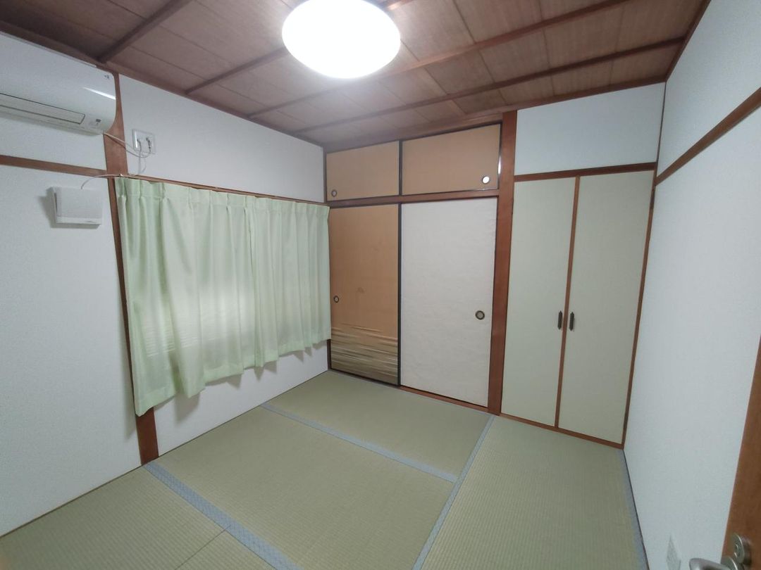 7SLDK Detached House for Sale in Hannan City, Osaka - Thumbnail 4
