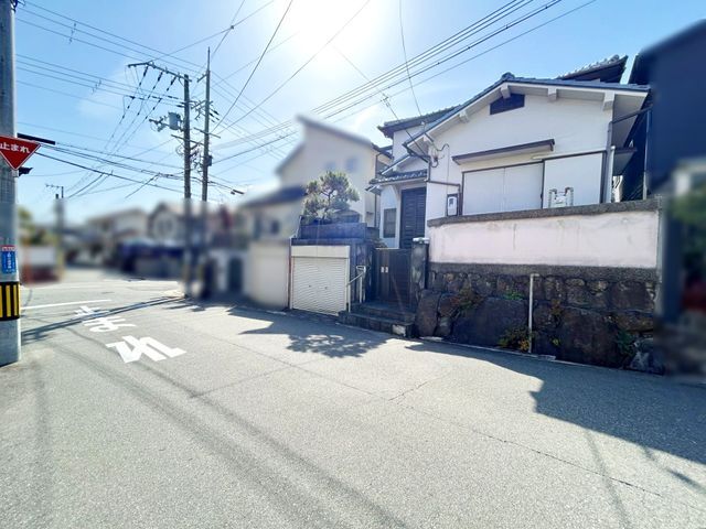 6DK Detached House for Sale near Shoro Station, Toyonaka - Thumbnail 2