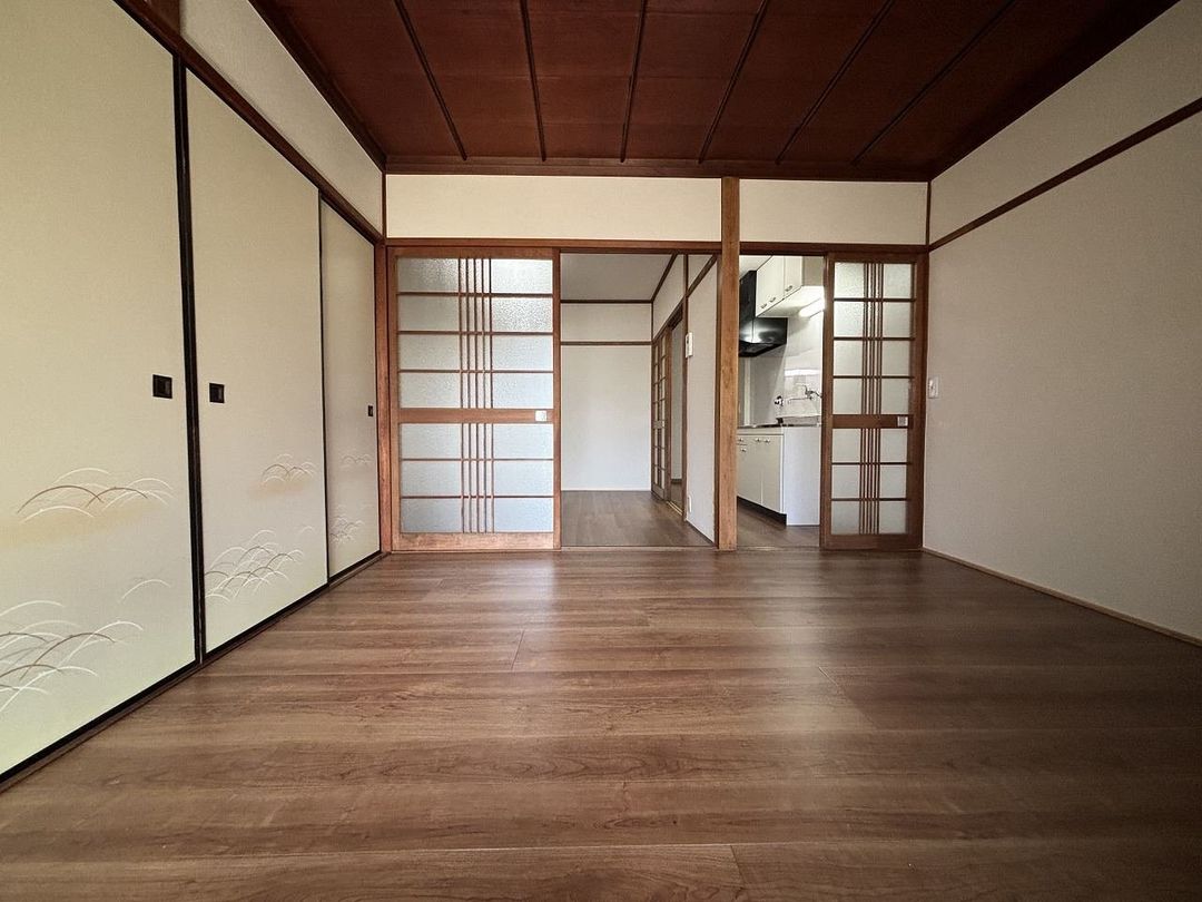 4DK Used Terraced House in Fushimi-ku, Kyoto for 9.9 Million Yen - Thumbnail 3