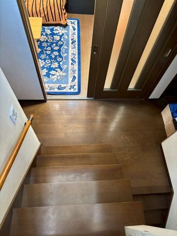 6LDK Spacious Family Home for Sale in Kaizuka, Osaka - Thumbnail 3