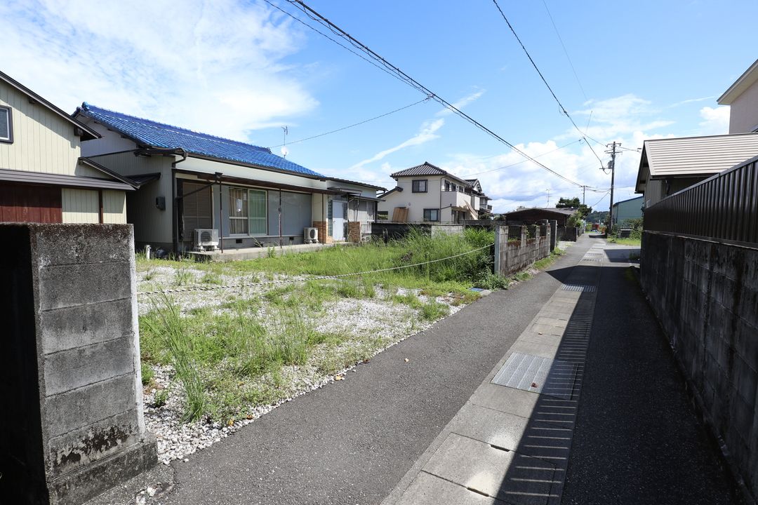Farmhouse with Land for Sale in Nankoku, Kochi - Thumbnail 3