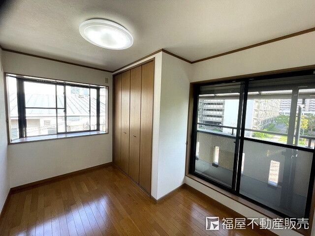 Renovated 4SLDK Corner Lot House Near Higashino Station, Kyoto - Thumbnail 2