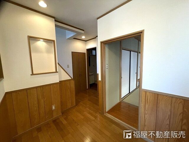 Renovated 4SLDK Corner Lot House Near Higashino Station, Kyoto - Thumbnail 3