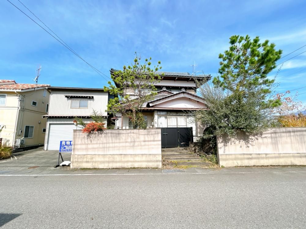 Renovated 4SLDK House for Sale in Ono, Fukui - Thumbnail 2