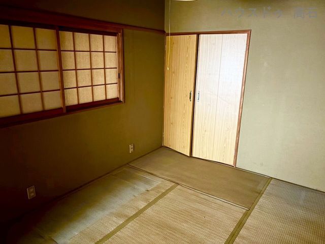 5DK Detached House for Sale in Takashi City, Osaka - Thumbnail 4