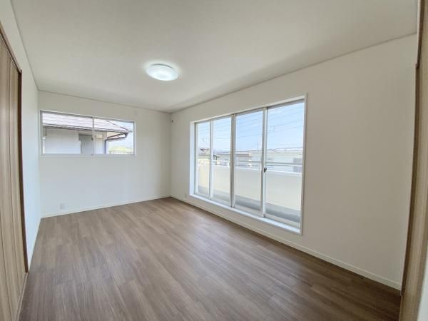 Renovated 4LDK House in Kobe Nishi Ward with Parking - Thumbnail 2