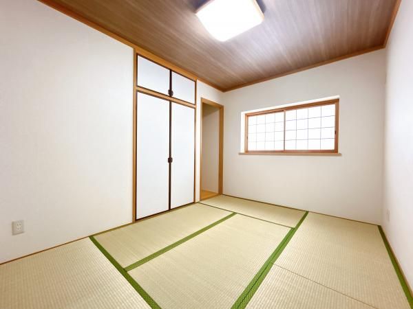 Renovated 4LDK House with Garden & Parking in Kobe Suma - Thumbnail 4