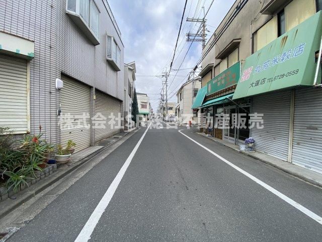5LDK Steel-Frame House with Office Space in Higashiosaka - Thumbnail 4