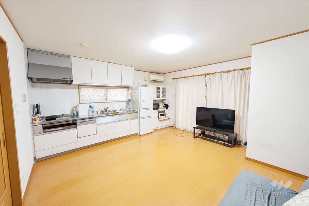 4LDK House for Sale in Kobe's Higashinada Ward near Aoki Station - Thumbnail 4