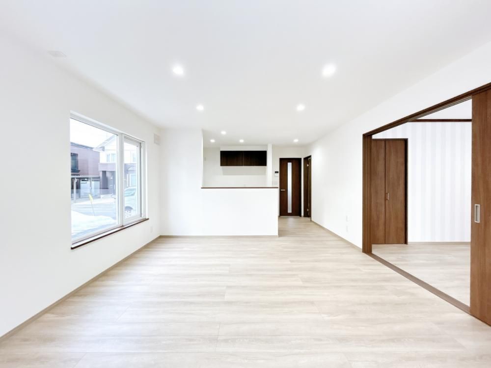 Renovated 4LDK House with Garden in Eniwa, Hokkaido - Thumbnail 3