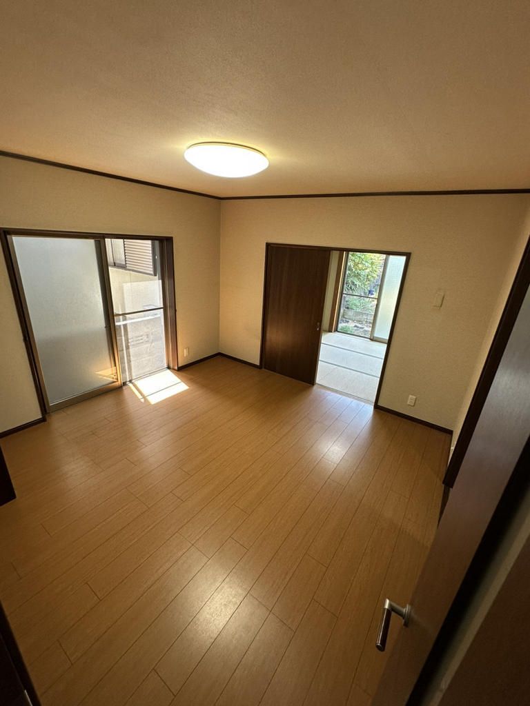 高砂市米田町塩市の中古戸建て 6DK 1,380万円 - Thumbnail 3
