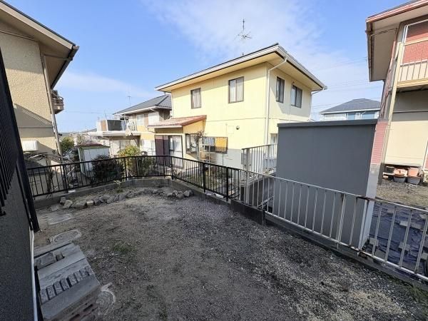 Renovated 5LDK House for Sale in Hannan City, Osaka - Thumbnail 3