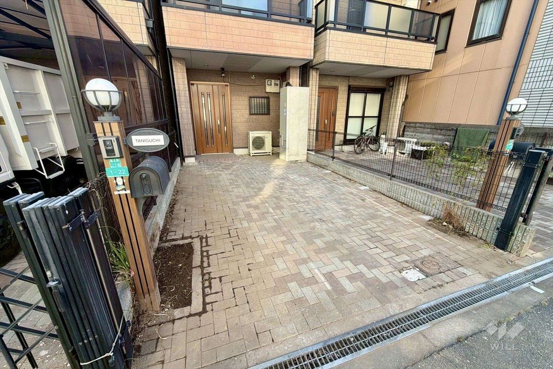 4LDK Family House for Sale in Yodogawa Ward, Osaka - Thumbnail 4