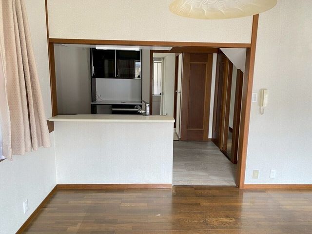 4SLDK House for Sale in Shimonoseki, Yamaguchi - 1990 Build - Thumbnail 4